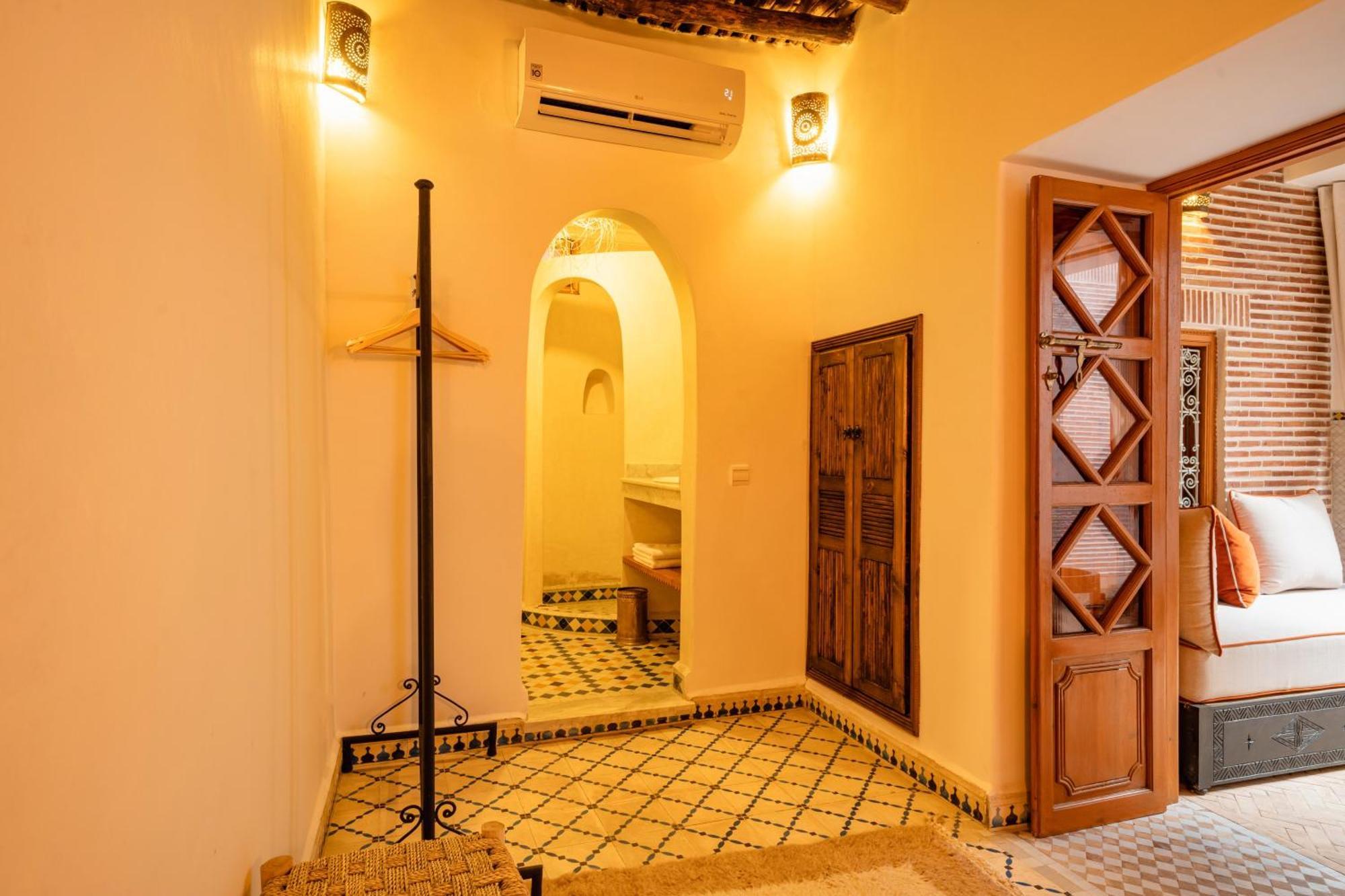 Riad The D'Orient - Piscine Privee - Petit Dejeuner Marrakesh Exterior photo